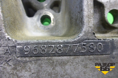 Кронштейн двигателя правый (9682877580) для Land Rover Freelander 2 с 2007г