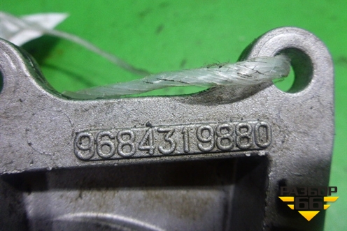 Насос водяной помпа (2.2л 224DT) (9684319808) для Land Rover Freelander 2 с 2007г