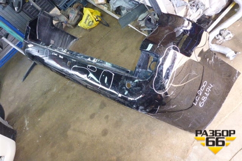 Бампер задний (до 2015г под парктроник) (5215960260) для Toyota Land Cruiser (200) с 2008г