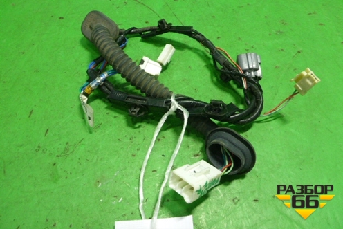 Проводка двери задней правой (81822SC000) для Subaru Forester (SH5) с 2008-2012г
