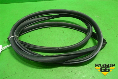 Уплотнитель двери (задней правой на кузов) для Subaru Forester (SH5) с 2008-2012г