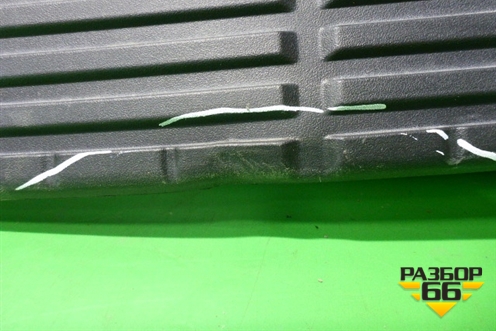 Накладка заднего бампера (до 2012г) (5216260040) для Toyota Land Cruiser (200) с 2008г