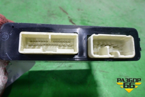 Блок электронный (8922248040) для Lexus RX 300/330/350 с 2003-2009г