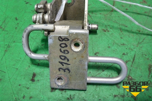 Петля двери задней левой нижняя (4B0833411B) для Audi A6 (C5) с 1997-2005г