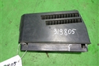 Клапан вентиляционный (правый) для Land Rover Range Rover 3 с 2002-2012г
