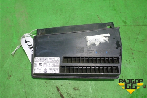 Клапан вентиляционный (правый) для Land Rover Range Rover 3 с 2002-2012г