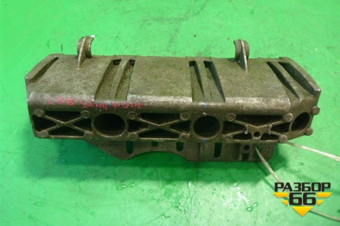 Кронштейн впускного коллектора (8200503258) для Renault Logan с 2004-2015г