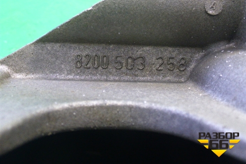 Кронштейн впускного коллектора (8200503258) для Renault Logan с 2004-2015г