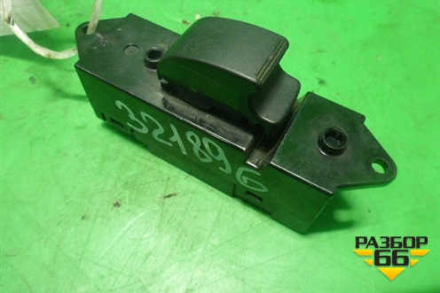 Кнопка стеклоподъёмника (предняя правая) (MR587662) для Mitsubishi Colt с 2004г