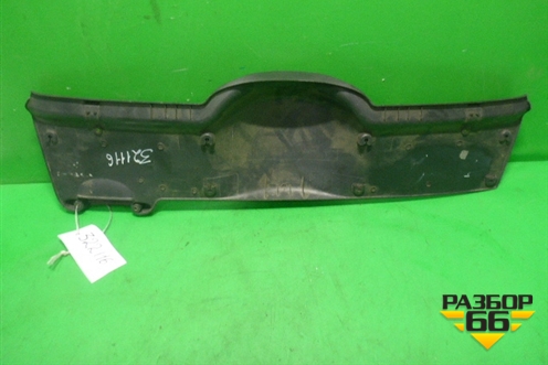 Обшивка двери багажника для Opel Corsa С с 2000-2006г