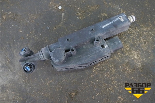 Форсунка омывателя фары левая (4E0955965A) для Audi A8 с 2002-2010г