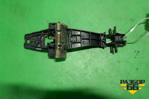 Кронштейн ручки наружной (передней правой) (8H22203A28GB) для Land Rover Range Rover Sport с 2005-2012г