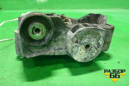 Кронштейн генератора (4.2) (4H2310039DA) для Land Rover Range Rover Sport с 2005-2012г