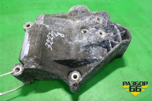 Кронштейн генератора (4.2) (4H2310039DA) для Land Rover Range Rover Sport с 2005-2012г