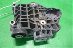 Кронштейн генератора (4.2) (4H2310039DA) для Land Rover Range Rover Sport с 2005-2012г