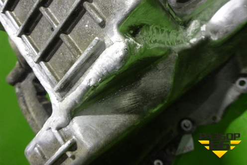Поддон двигателя масляный 4.2л (4H236706BE) для Land Rover Range Rover Sport с 2005-2012г