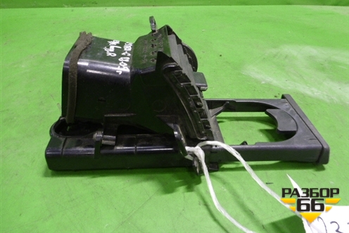 Дефлектор воздушный правый (1556412290) для Opel Astra G 1998-2005г