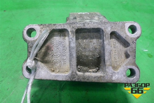 Опора КПП (4.2л) для Land Rover Range Rover Sport с 2005-2012г