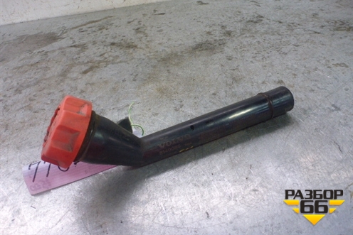 Горловина залива масла  (верхняя) (8149086) для Volvo TRUCK FH с 2002-2008г (ФШ)