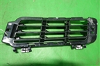 Решетка в передний бампер правая (новая) (CK5217F908AA) для Land Rover Range Rover 4 с 2013-2022г