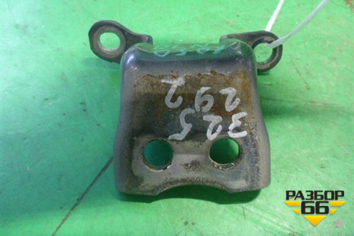 Петля двери передней левой нижняя (67450S3N003ZZ) для Honda Accord(CL-CM) с 2003-2007г
