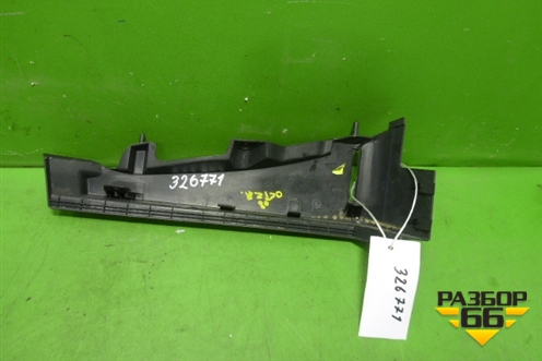 Держатель задней полки правый (лифтбэк) (1Z5867762C) для Skoda Octavia (А5) с 2004-2013г