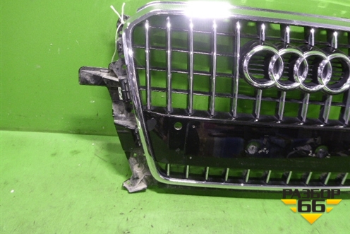 Решетка радиатора (после 2012г S-Line под парктроник) (8R0853651S) для Audi Q5 c 2008-2017г