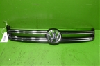 Накладка на решетку радиатора (5N0853651H) для Volkswagen Tiguan с 2011-2016г