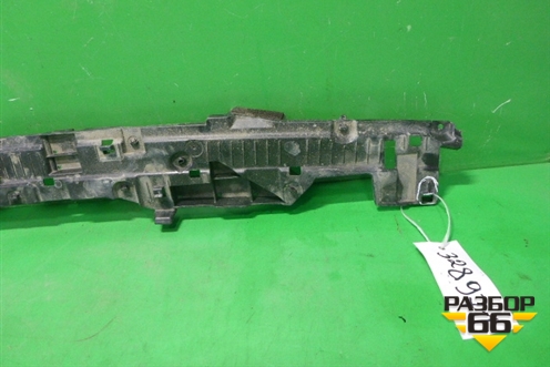 Кронштейн заднего бампера центральный (после 2012г) (5261560081) для Toyota Land Cruiser (200) с 2008г