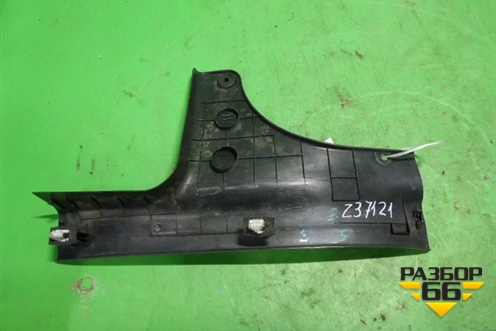 Накладка порога внутренняя заднего правого (858853X000) для Hyundai Elantra 5 с 2010-2016г