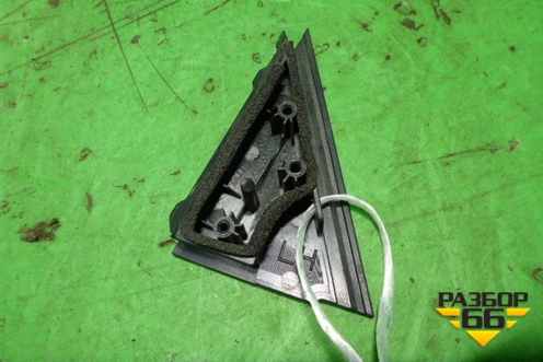 Накладка двери задней левой (уголок) (838303X000) для Hyundai Elantra 5 с 2010-2016г
