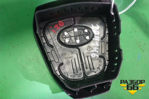 Крышка AIR BAG в рулевое колесо (новая) для Hyundai i20 с 2008г