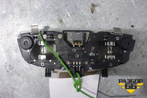 Плафон салонный центральный (928502W000) для Hyundai Santa Fe с 2012г