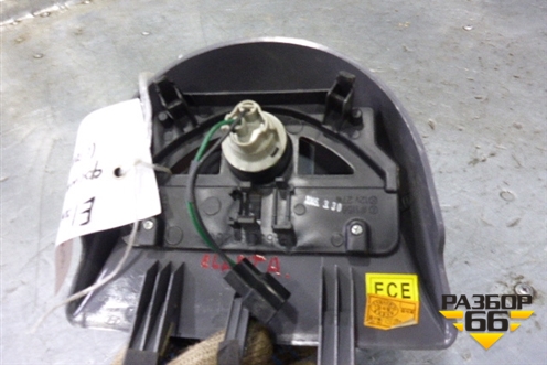 Фонарь задний стоп сигнал (927502D000) для Hyundai Elantra 3 (XD) с 2000-2010г