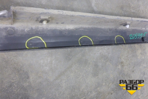 Накладка на порог наружная левая (87753B8000) для Hyundai Santa Fe с 2012г