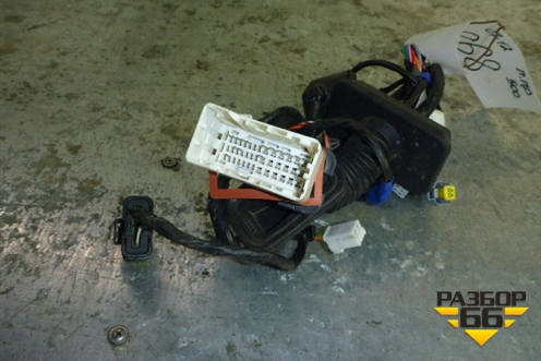 Проводка двери передней правой для Hyundai i30 с 2007-2012г