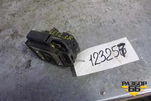 Замок двери задней правой для Hyundai Getz с 2002г