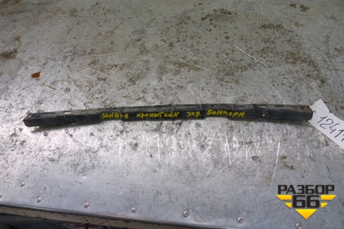 Кронштейн заднего бампера центральный 866813D000 для Hyundai Sonata-5 с 2001г