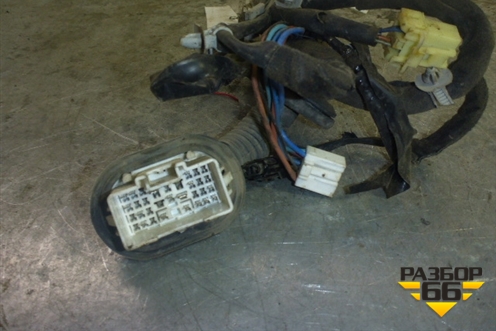 Проводка двери передней правой для Hyundai Sonata-5 с 2001г