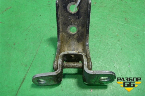 Петля двери задней левой нижняя (793501C000) для Hyundai Getz с 2002г