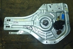 Стеклоподъёмник электрический задний левый для Hyundai Tucson с 2004-2010г