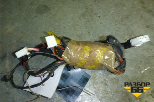 Проводка двери задней правой для Hyundai Tucson с 2004-2010г