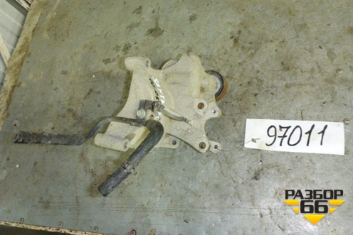 Кронштейн генератора нижний (2.0л) для Hyundai Santa Fe с 2000-2012г (Classic)