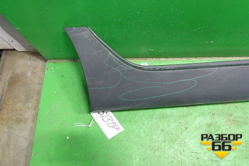 Накладка на порог наружная правая (877542S000) для Hyundai ix 35 с 2010г