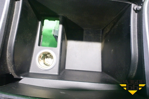 Бардачок (в консоль) (846353Z100) для Hyundai i40 с 2011г