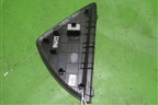 Накладка на торпедо (боковая правая) (847693Z000) для Hyundai i40 с 2011г