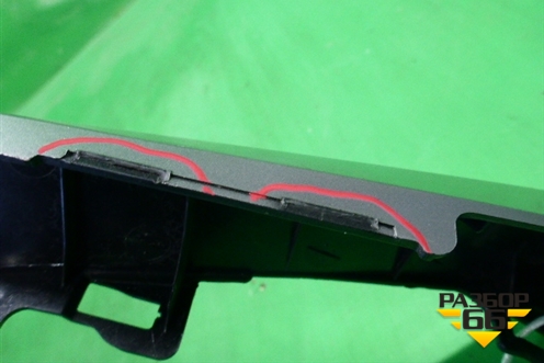 Накладка внутренняя (на консоль правая) (846053Z050) для Hyundai i40 с 2011г