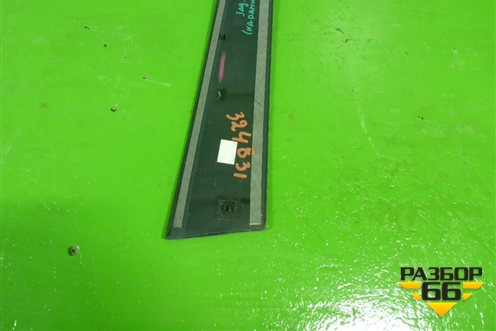 Накладка двери задней правой (на рамку передняя) (835603Z000) для Hyundai i40 с 2011г