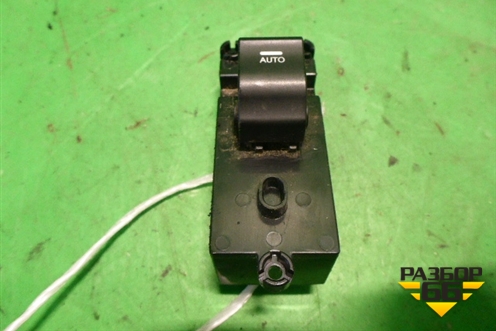 Кнопка стеклоподъёмника (двери задней правой) (935803Z050) для Hyundai i40 с 2011г