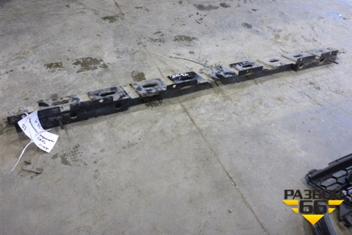 Кронштейн подножки (правый) для Hyundai ix 35 с 2010г